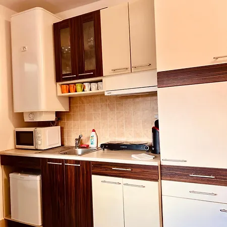 Kamzik - 64 Hned Pri Zjazdovke *