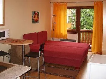 Kamzik - 64 Hned Pri Zjazdovke