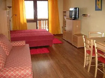 Daire Kamzik - 64 Hned Pri Zjazdovke Donovaly