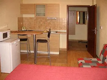 Kamzik - 64 Hned Pri Zjazdovke