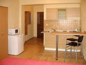 Kamzik - 64 Hned Pri Zjazdovke