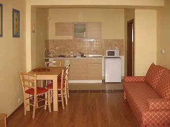 Daire Kamzik - 64 Hned Pri Zjazdovke Donovaly