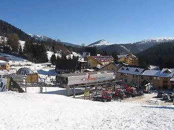 Daire Kamzik - 64 Hned Pri Zjazdovke Donovaly