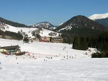 Kamzik - 64 Hned Pri Zjazdovke * Доновалы