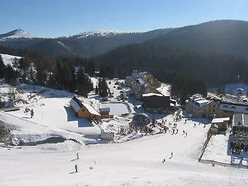 Kamzik 64 - Hned Pri Lanovke A Atrakciach Donovalkovo, Fun Arena - Near The Cable Car And Attractions Donovaly